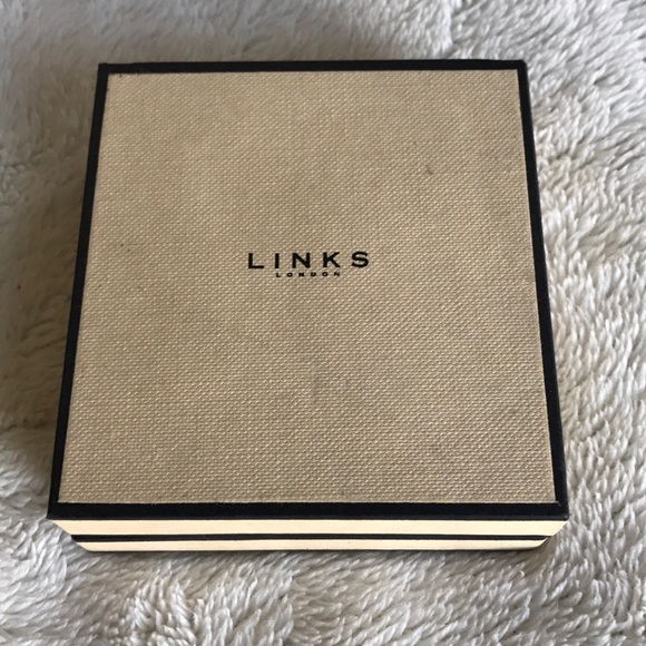 LINKS of London Ice Skating Charm - Picture 2 of 2